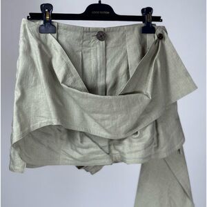 Louis Vuitton shorts! Khaki, linen, w/ a flare! Runway piece. Authentic.preloved